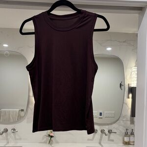 Vuori Deep Plum Muscle Tee